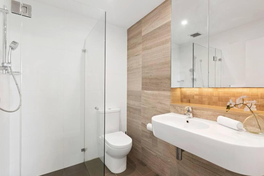 Apartment Glad3 Gladesville Getaway Bright & Contemporary Sydney