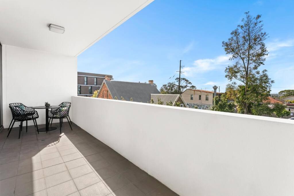 Glad3 Gladesville Getaway Bright & Contemporary *